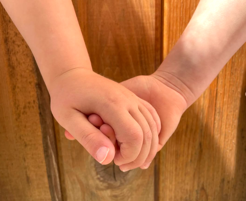 Holding Hands.png